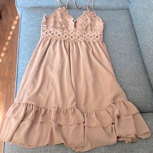 Cute and sexy Mini nude dress, new w/o T